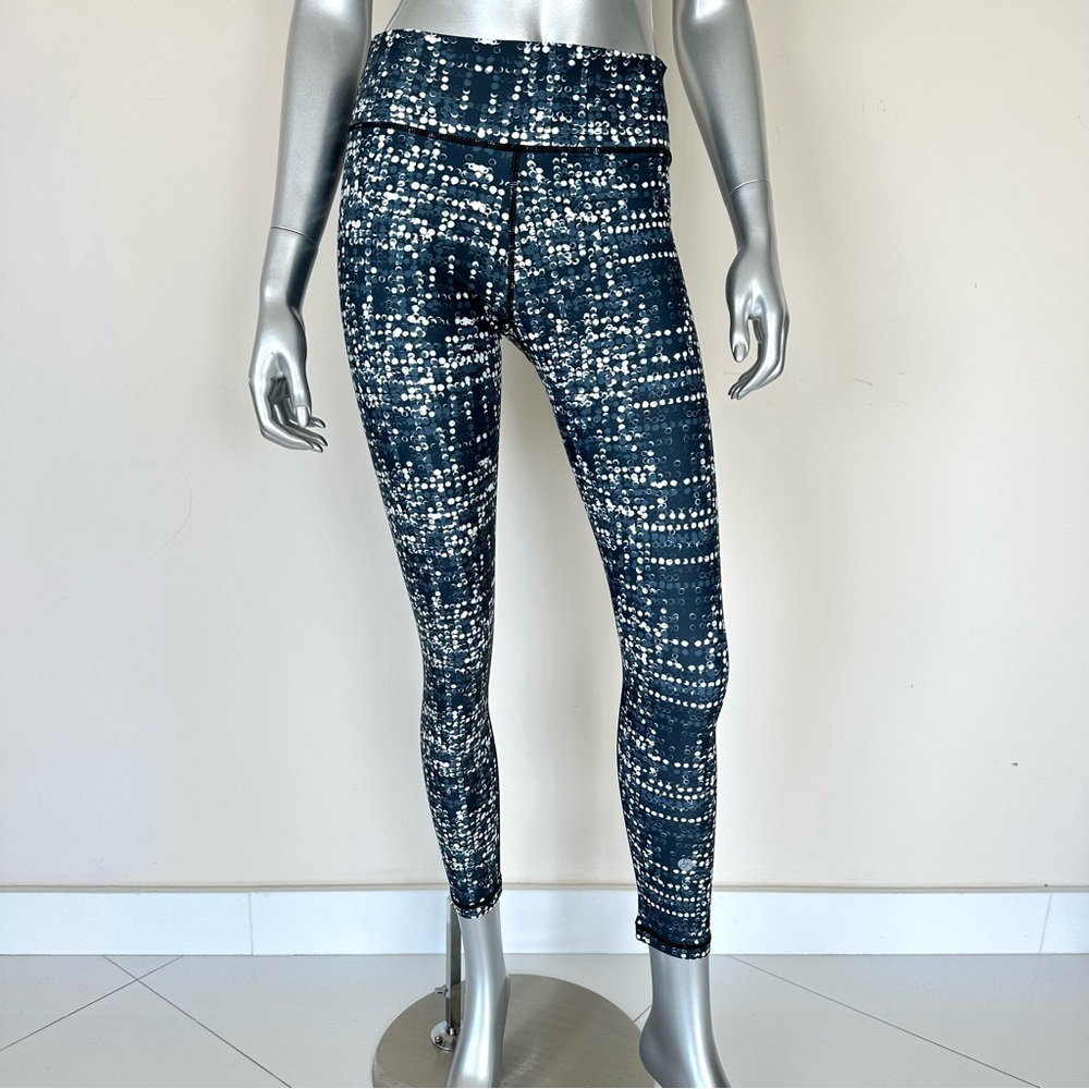 NEW!! Vie Active sport leggings size S
